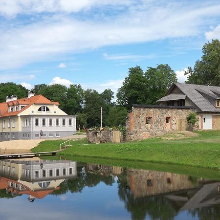 Botique & Spa Hotel Berkenes Manor Ziedkalne ภายนอก รูปภาพ