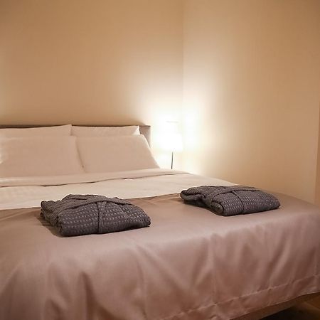 Botique & Spa Hotel Berkenes Manor Ziedkalne ภายนอก รูปภาพ