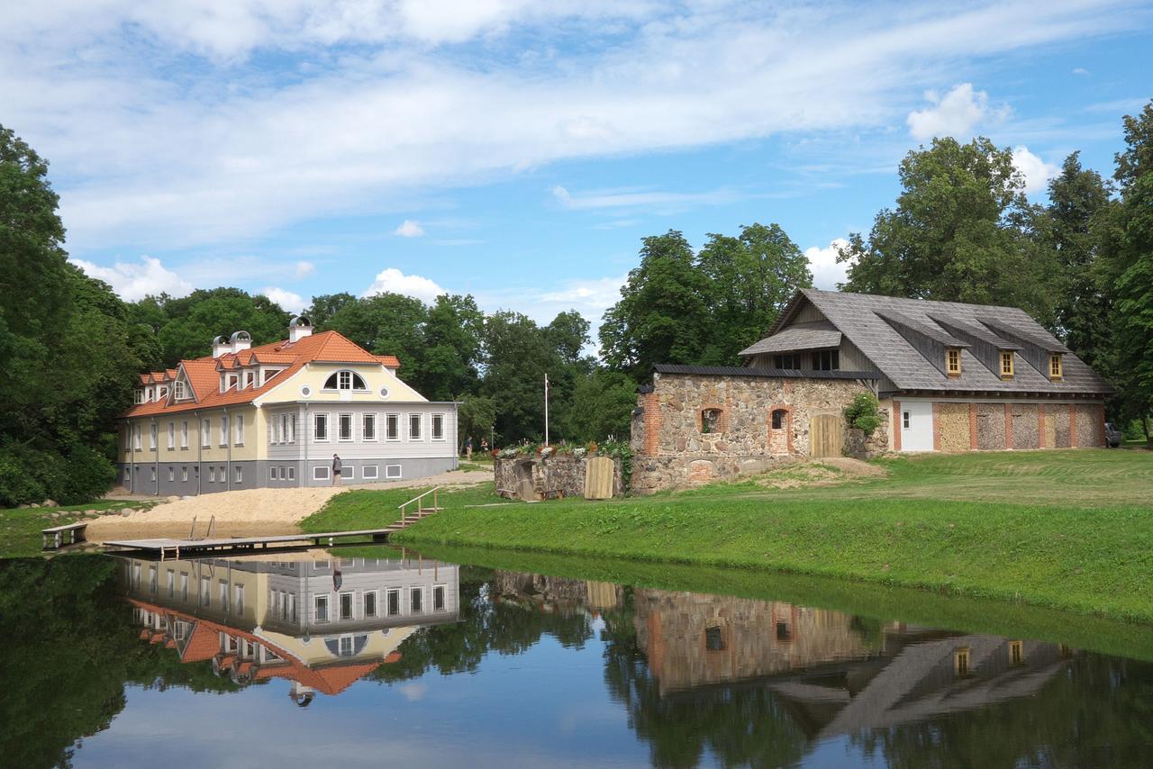 Botique & Spa Hotel Berkenes Manor Ziedkalne ภายนอก รูปภาพ