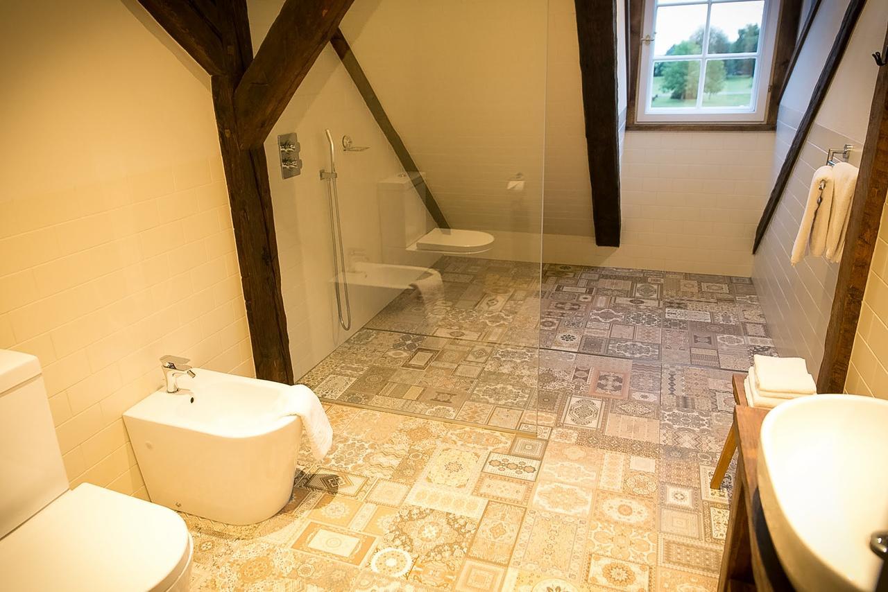 Botique & Spa Hotel Berkenes Manor Ziedkalne ภายนอก รูปภาพ