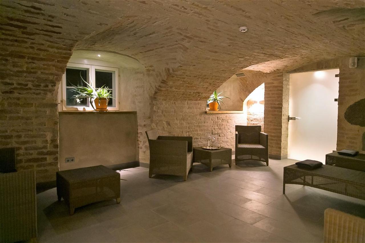 Botique & Spa Hotel Berkenes Manor Ziedkalne ภายนอก รูปภาพ