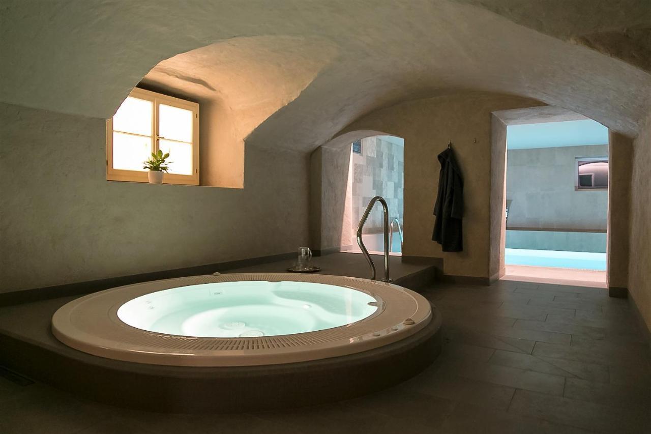 Botique & Spa Hotel Berkenes Manor Ziedkalne ภายนอก รูปภาพ